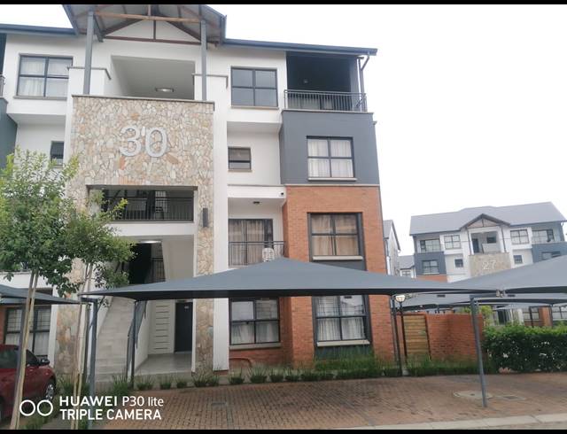 1 BEDROOM APARTMENT TO LET IN WILLOW PARK MANOR